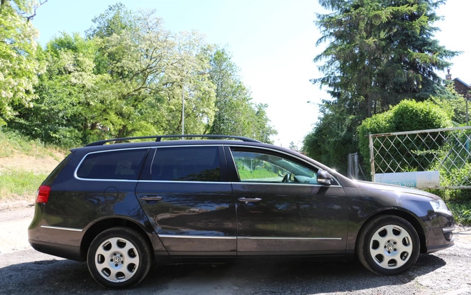 Volkswagen Passat cena 19999 przebieg: 199000, rok produkcji 2010 z Jastrzębie-Zdrój małe 79